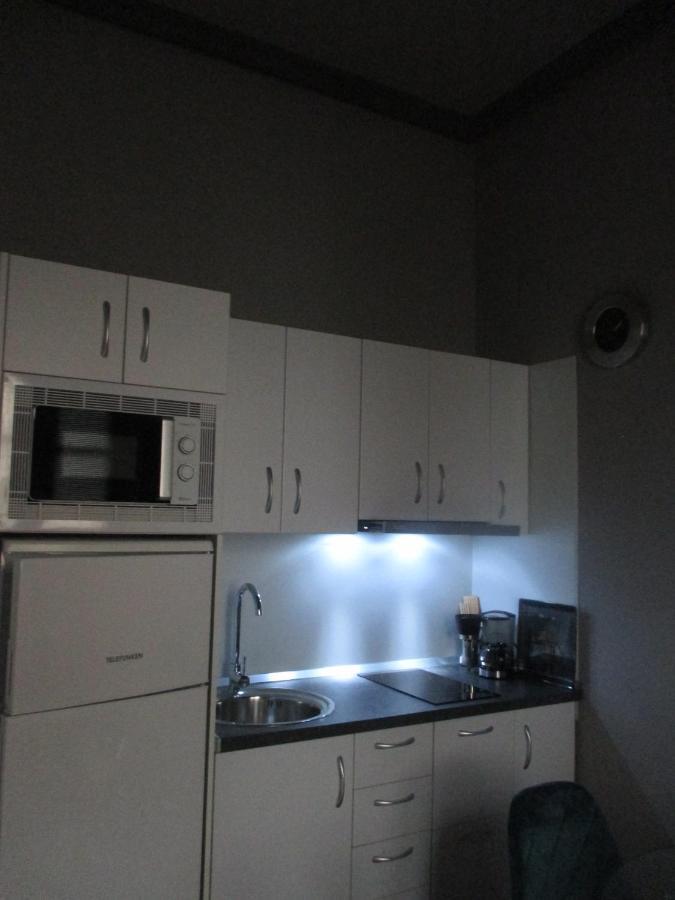 Apartamento Romabel อัลมาโกร ภายนอก รูปภาพ