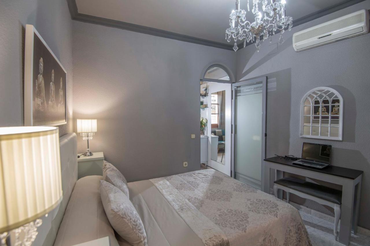 Apartamento Romabel อัลมาโกร ภายนอก รูปภาพ