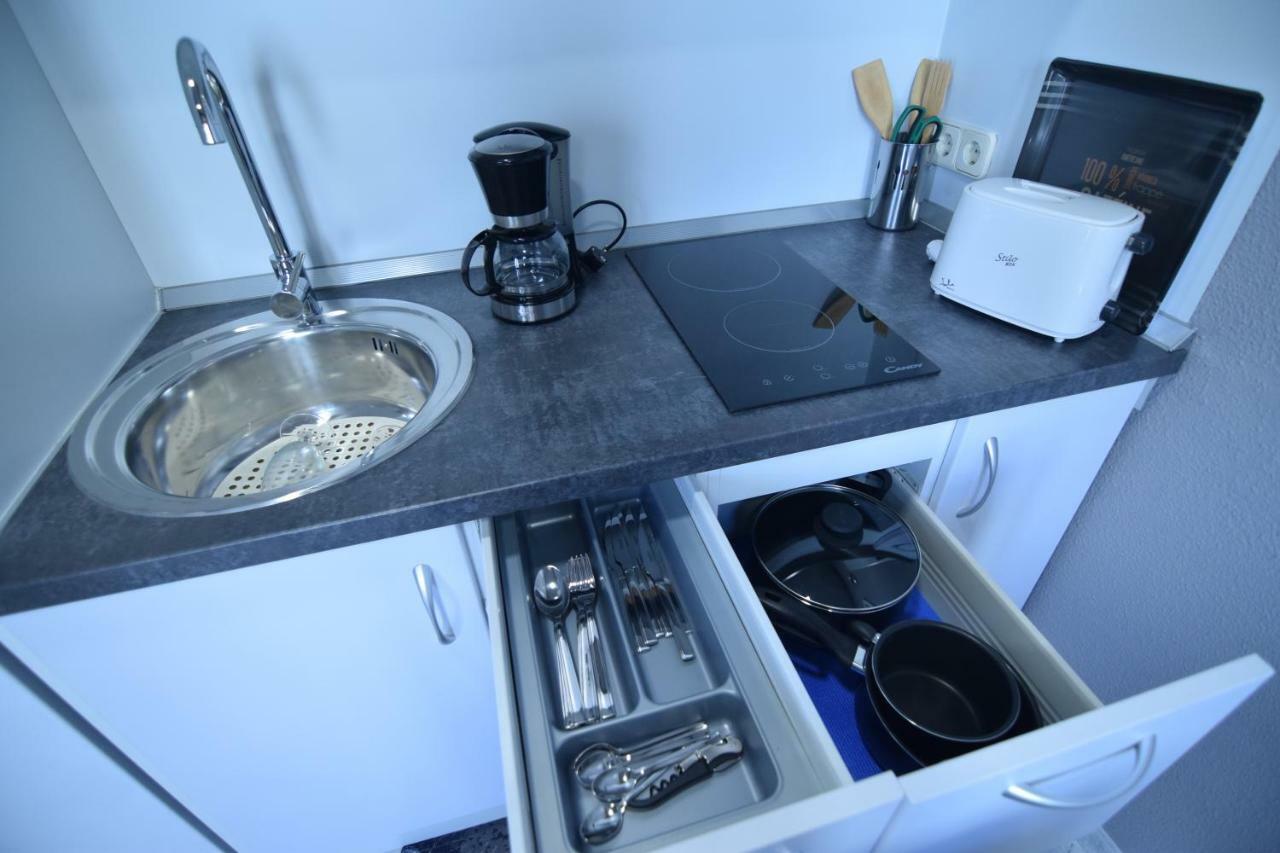 Apartamento Romabel อัลมาโกร ภายนอก รูปภาพ